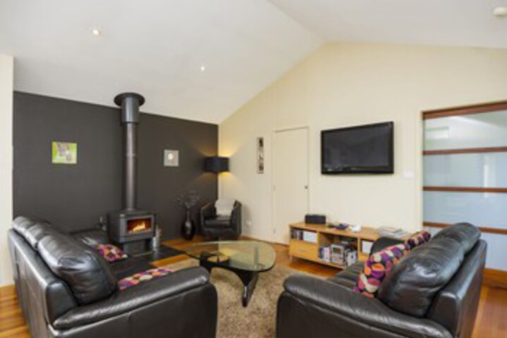 Room 14 of 27