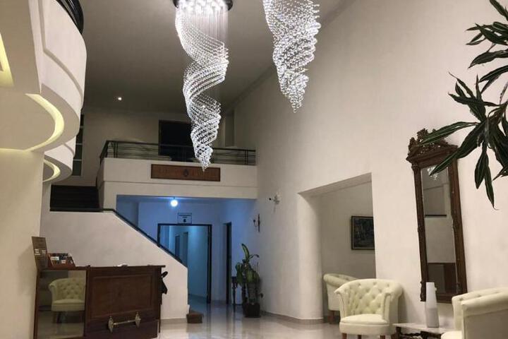 Hotel Select