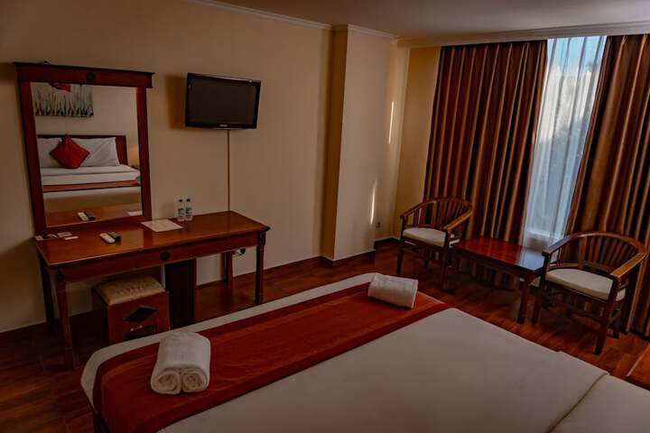 Room 12 of 31