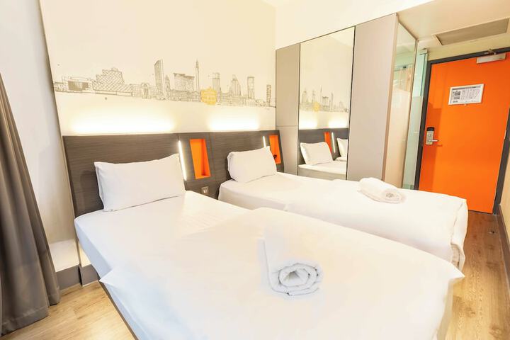 Room 41 of 55