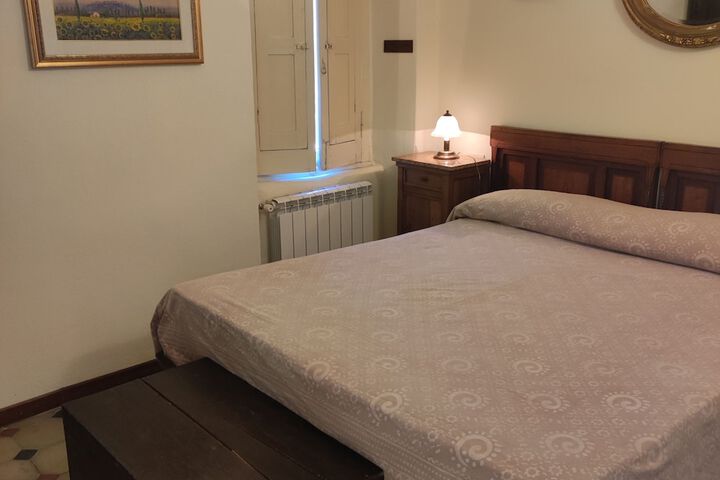 Room 20 of 115