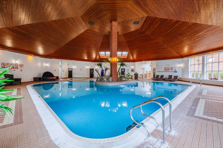 Pool 71 of 113