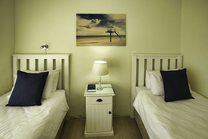 Room 3 of 18