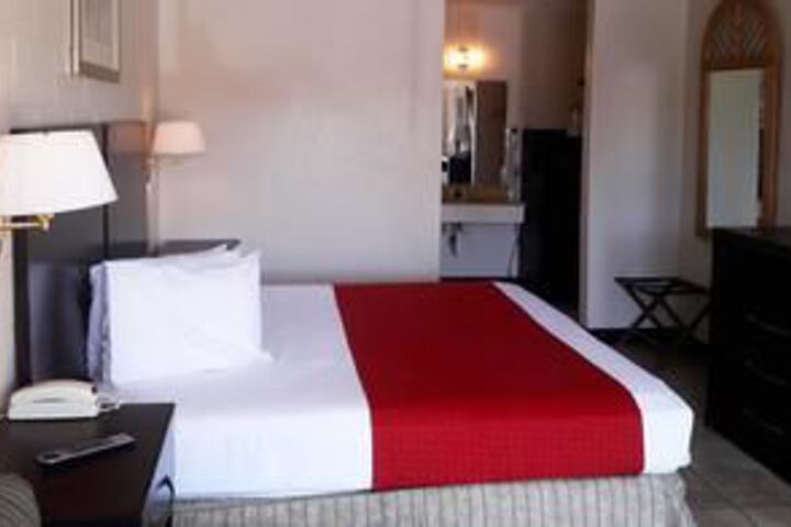 Room 43 of 60