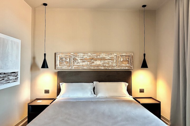 Room 25 of 85