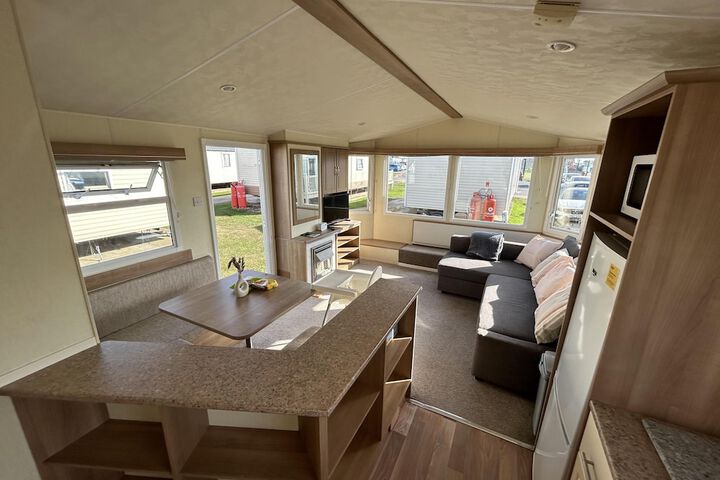 Lovely 2-bed Lodge in St Osyth in Clacton-on-Sea