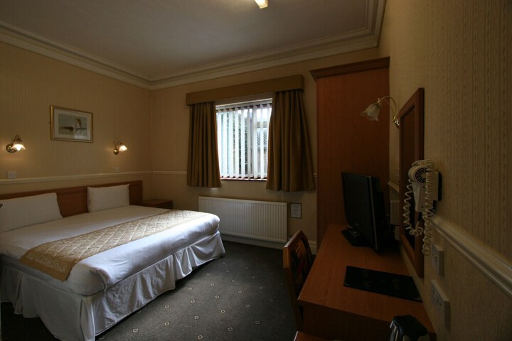 Room 18 of 52