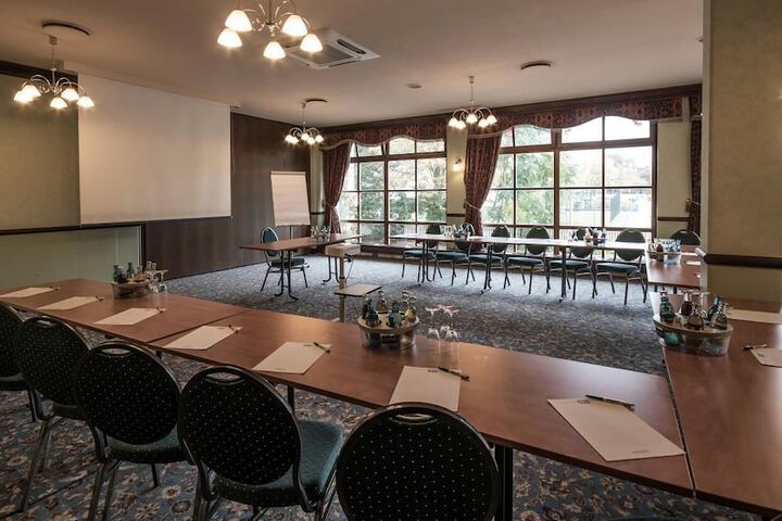 Meeting 28 of 33