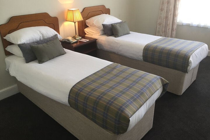 Room 47 of 153