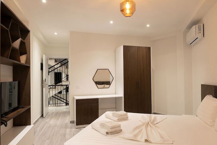 Room 14 of 57