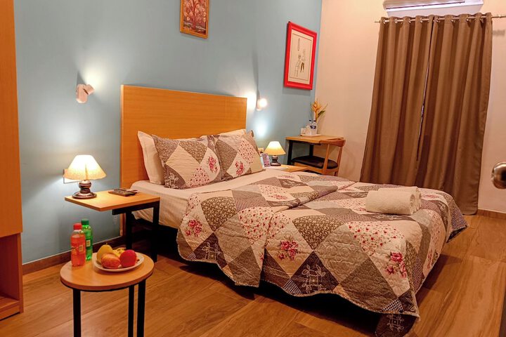 Room 12 of 49