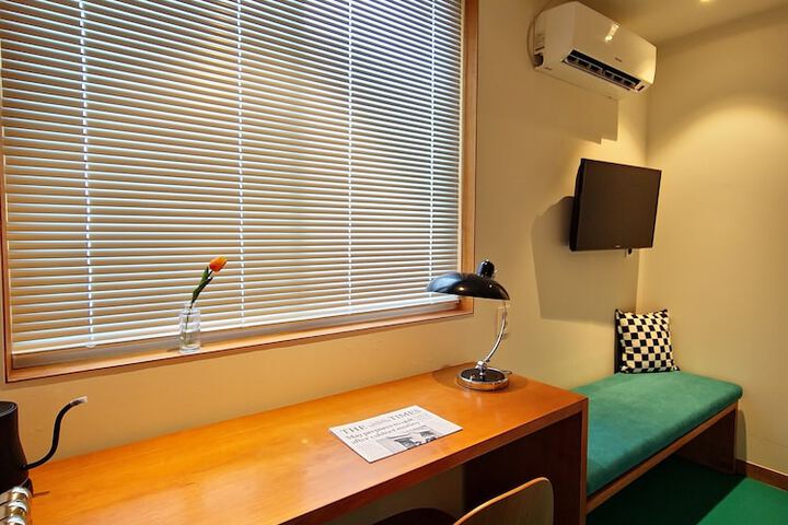 Room 22 of 28
