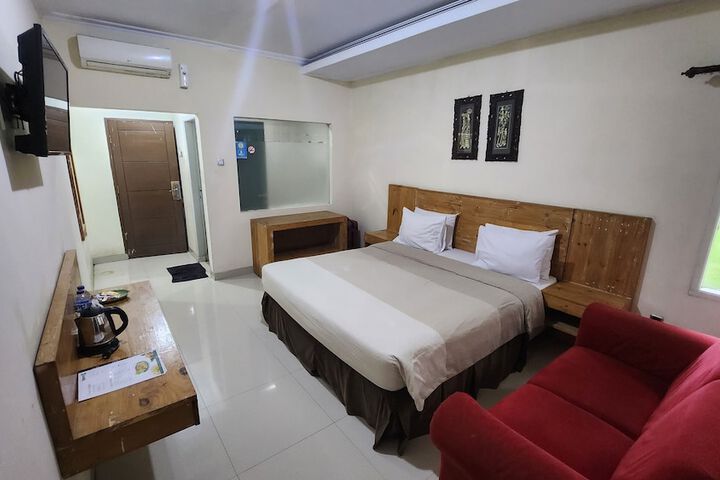 Room 40 of 184