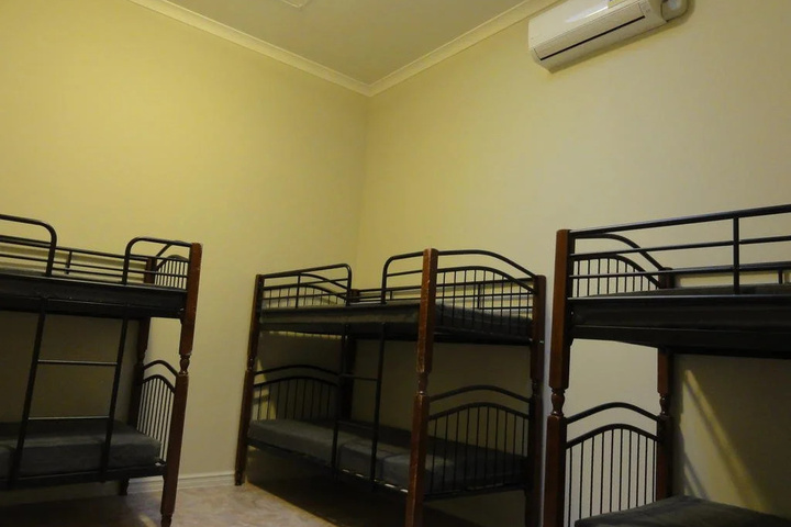 Room 10 of 13