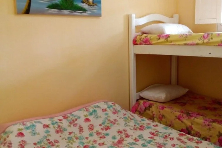 Room 5 of 15