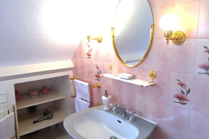 Bathroom Interior Photo