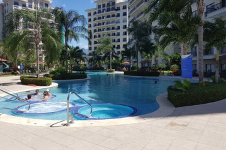 Pool 18 of 25