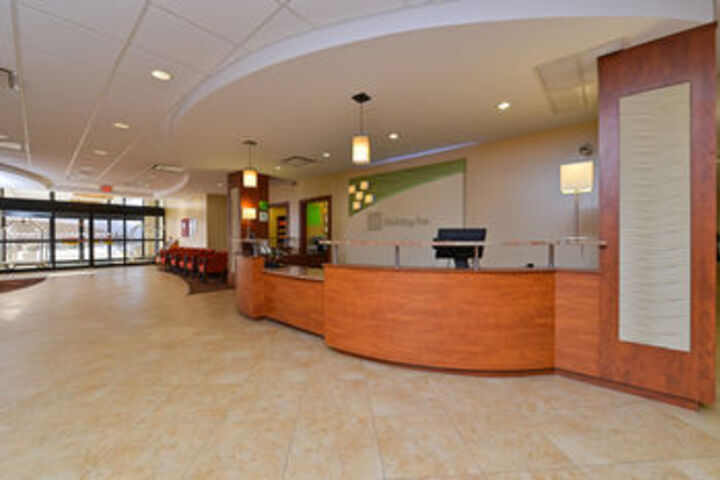 Photo of Holiday Inn Express Mt. Prospect IL