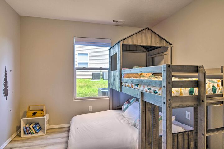 Room 7 of 32
