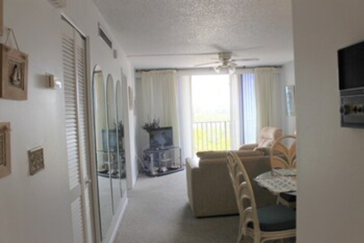 Room 15 of 36