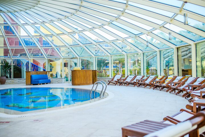 Pool 37 of 68