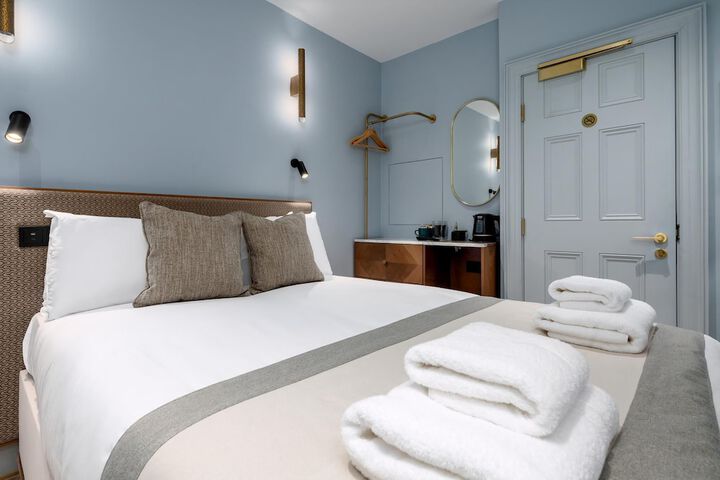 Room 14 of 280