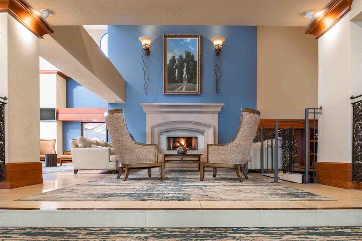 Guest Lobby