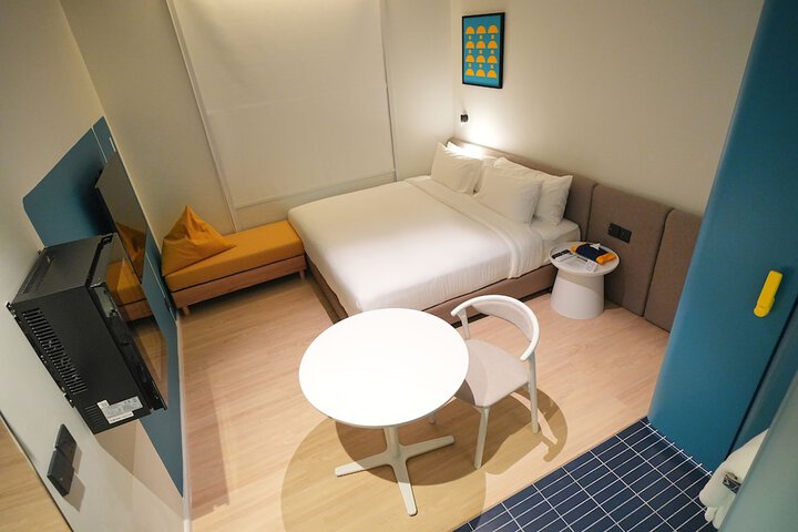 Room 10 of 75