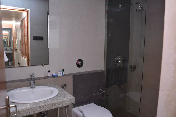 Room 19 of 29