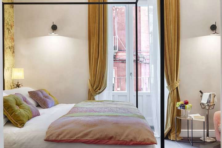 Room 45 of 83