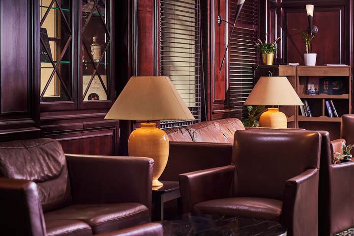 Lobby Entry