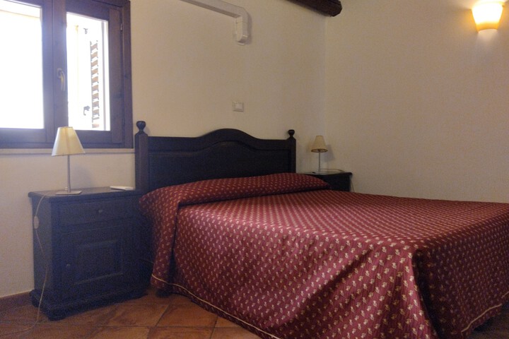 Room 14 of 43