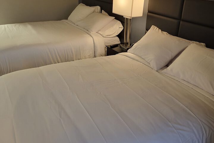 Room 9 of 15