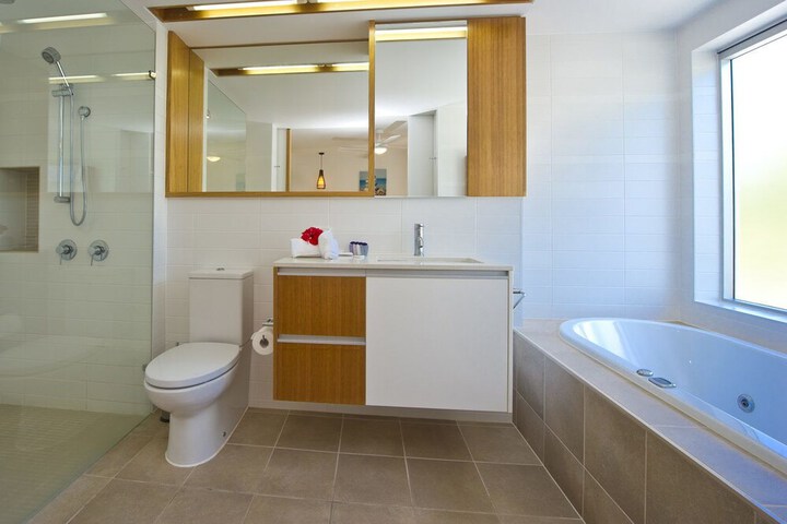 Room 14 of 15