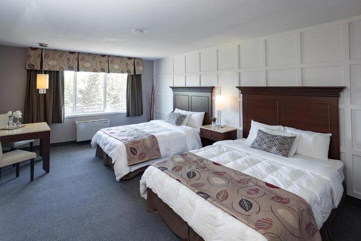 Standard Double Room (2 of 5)
