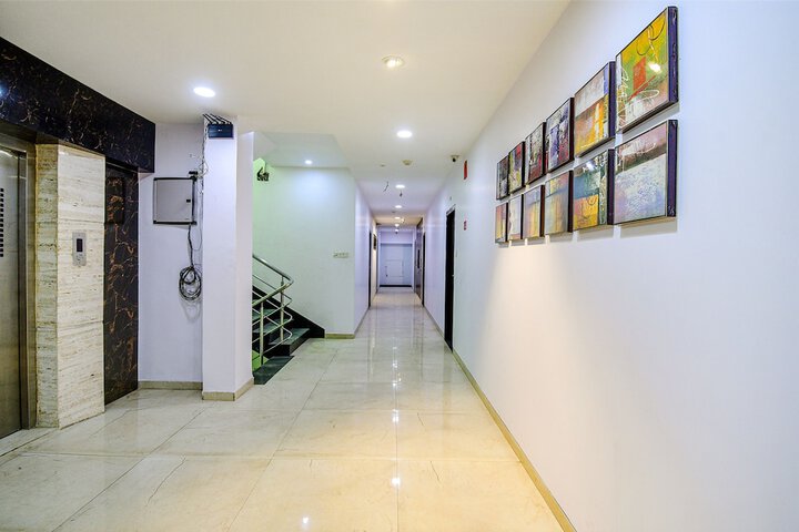 Hotel Interior 4 of 33