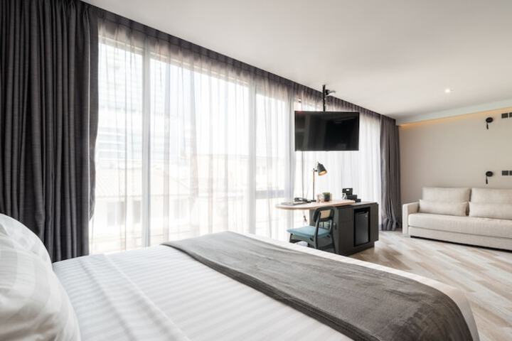 Room 16 of 58