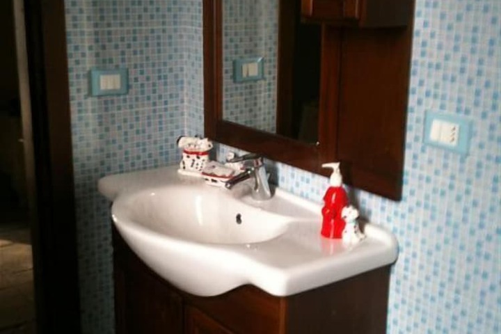 Room 23 of 50