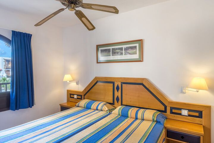 Room 5 of 43