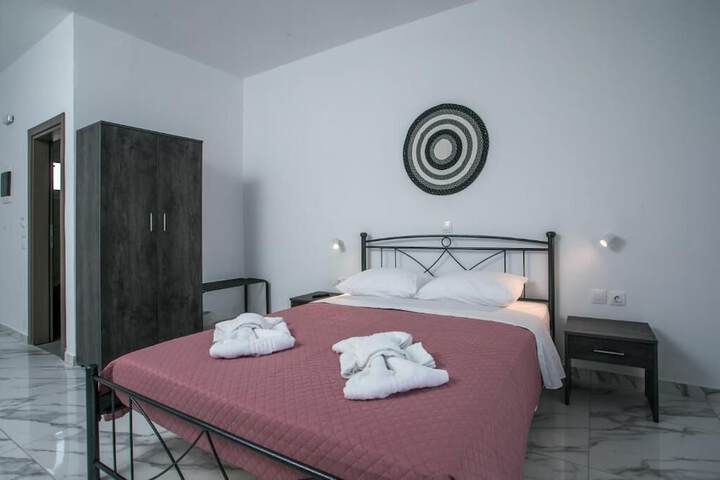 Room 2 of 15