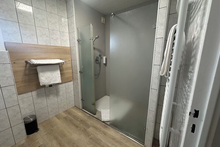 Room 19 of 22