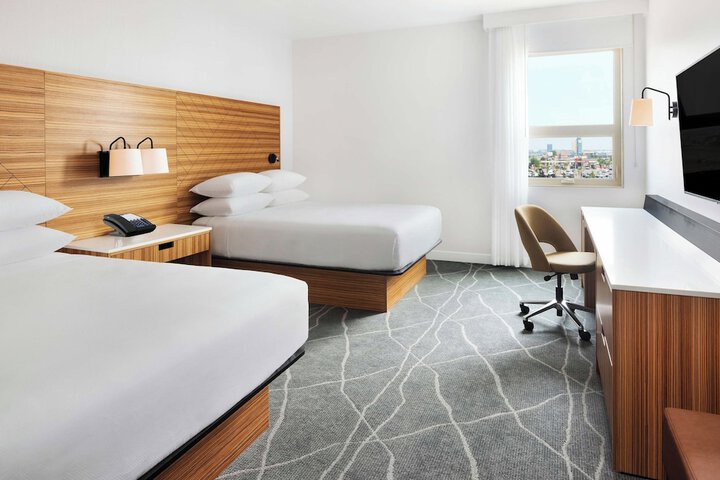 Room 10 of 46