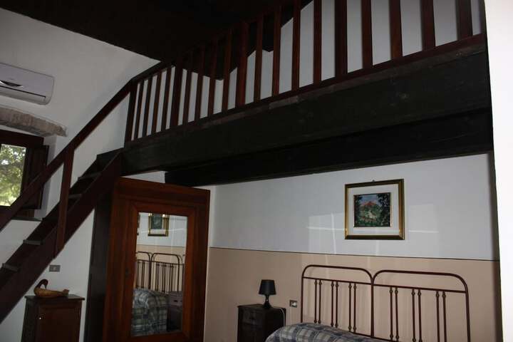 Room 18 of 61