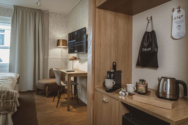 Room 55 of 132