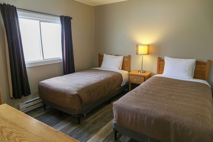 Room 70 of 176