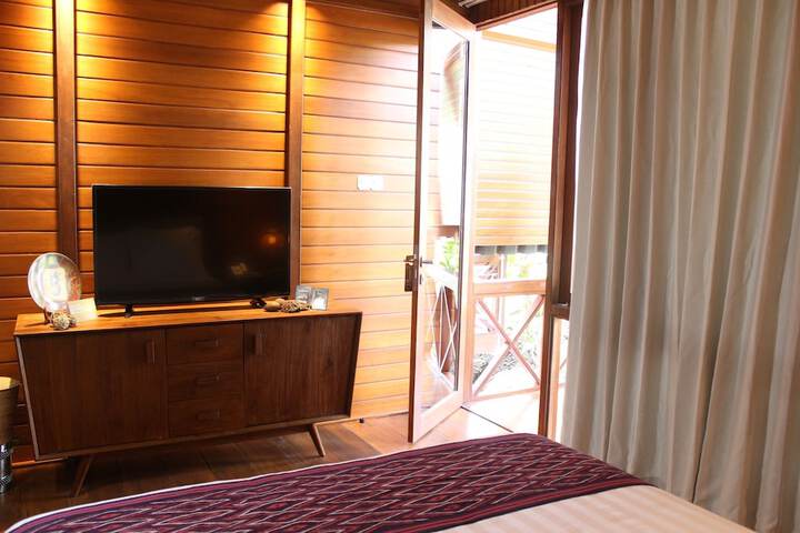 Room 11 of 40
