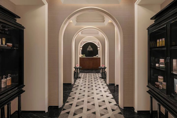 Hotel Interior 4 of 105