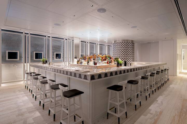 Dining 107 of 208