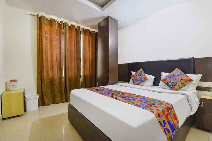 Room 15 of 24