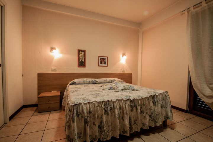 Room 3 of 13